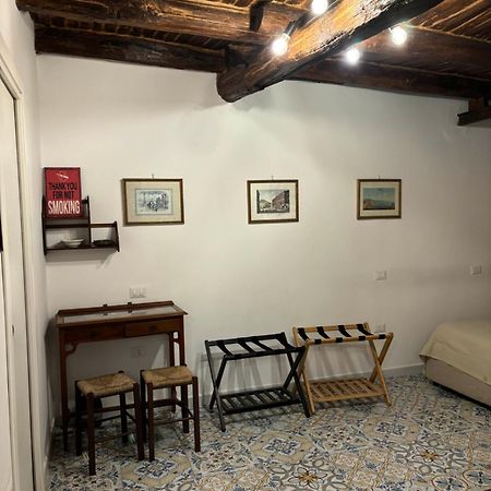 Appartement Zuccarella "Zuccherino"Nel Cortile à Naples Extérieur photo