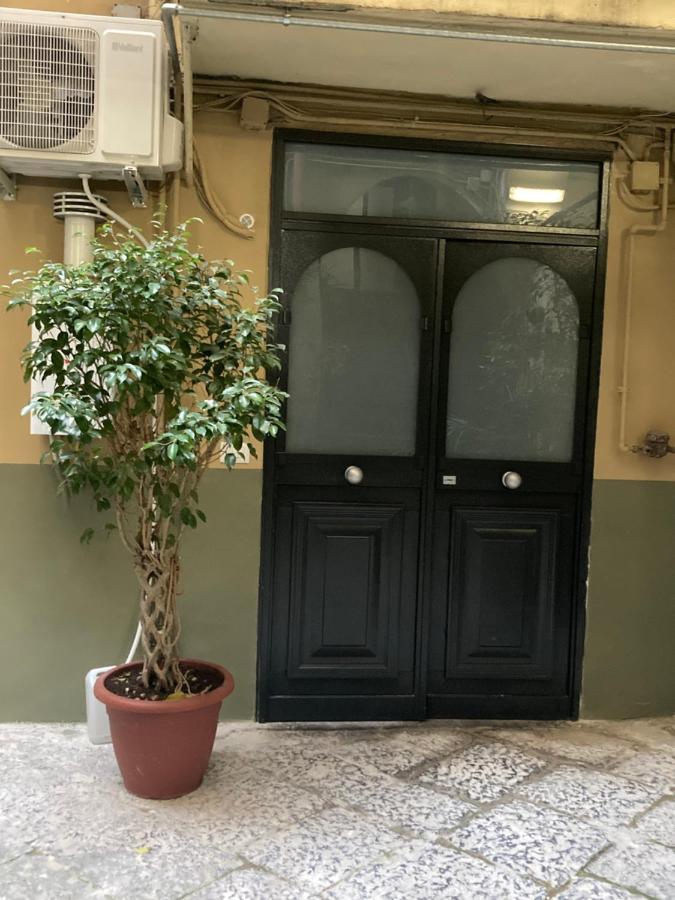 Appartement Zuccarella "Zuccherino"Nel Cortile à Naples Extérieur photo